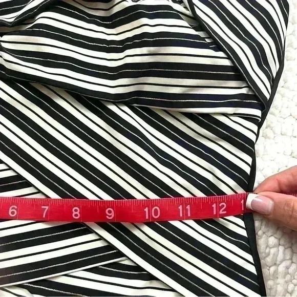 Miraclesuit Black/White Strapless Lucky Strike Layered Muse Bandeau Swimsuit - Picture 14 of 16